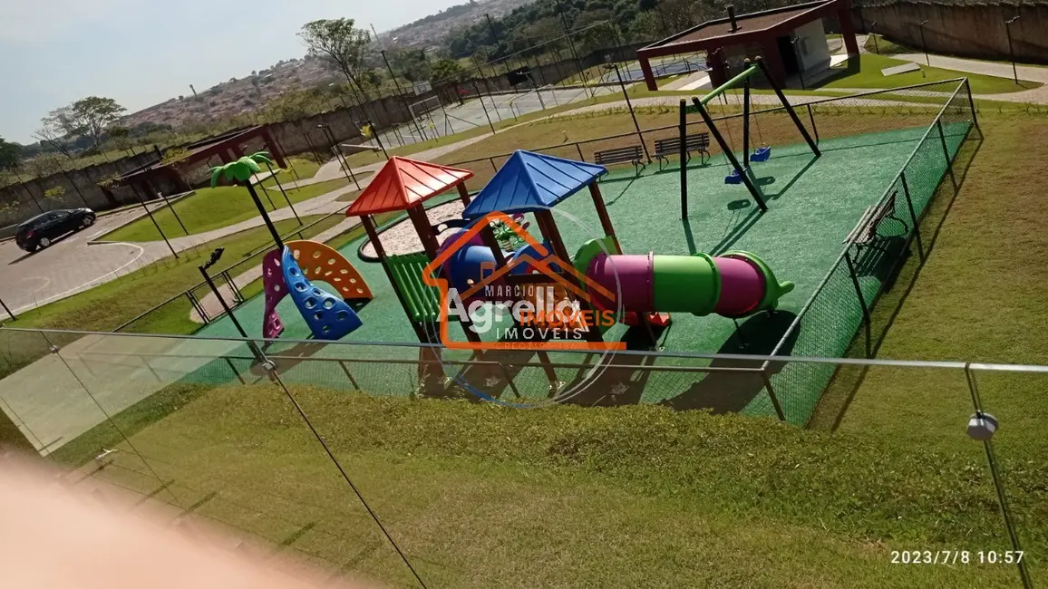 Foto 3 de Terreno / Lote à venda, 330m2 em Mogi Mirim - SP