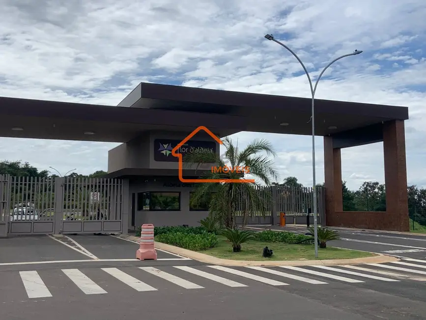 Foto 1 de Terreno / Lote à venda, 353m2 em Mogi Mirim - SP