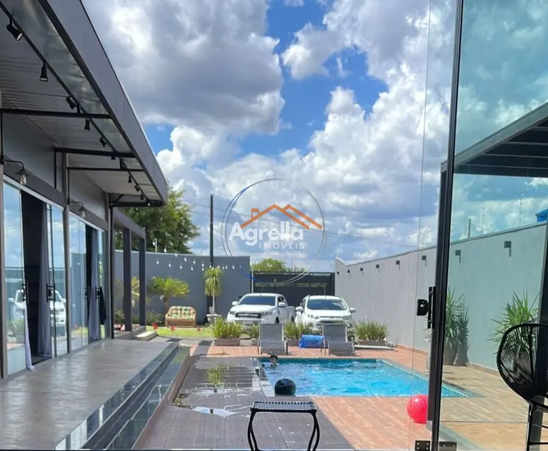 Foto 2 de Chácara com 3 quartos à venda, 350m2 em Mogi Mirim - SP