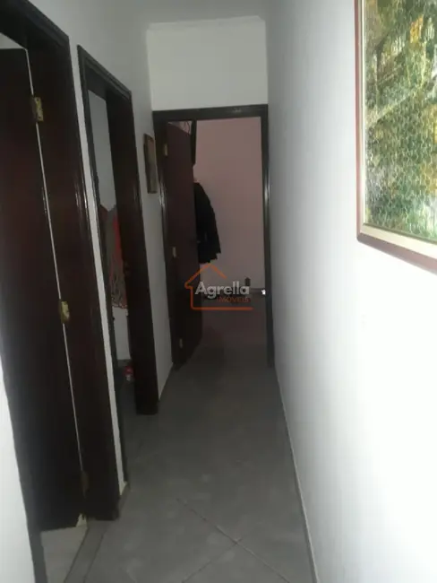 Foto 4 de Casa com 3 quartos à venda, 198m2 em Vila Dias, Mogi Mirim - SP