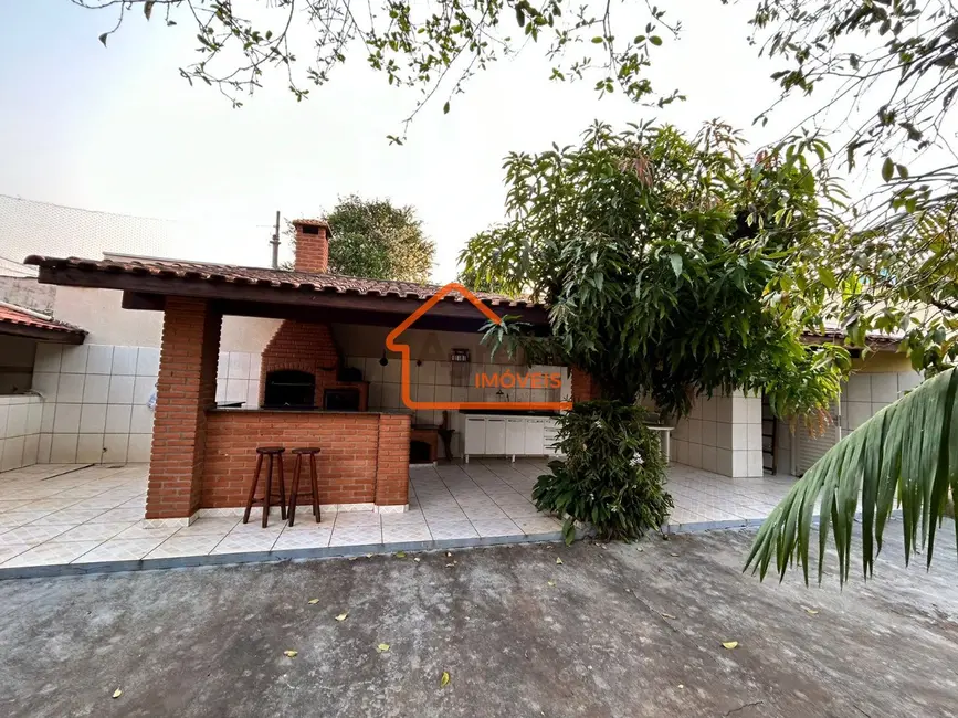 Foto 3 de Casa com 3 quartos à venda, 198m2 em Jardim Flamboyant, Mogi Mirim - SP