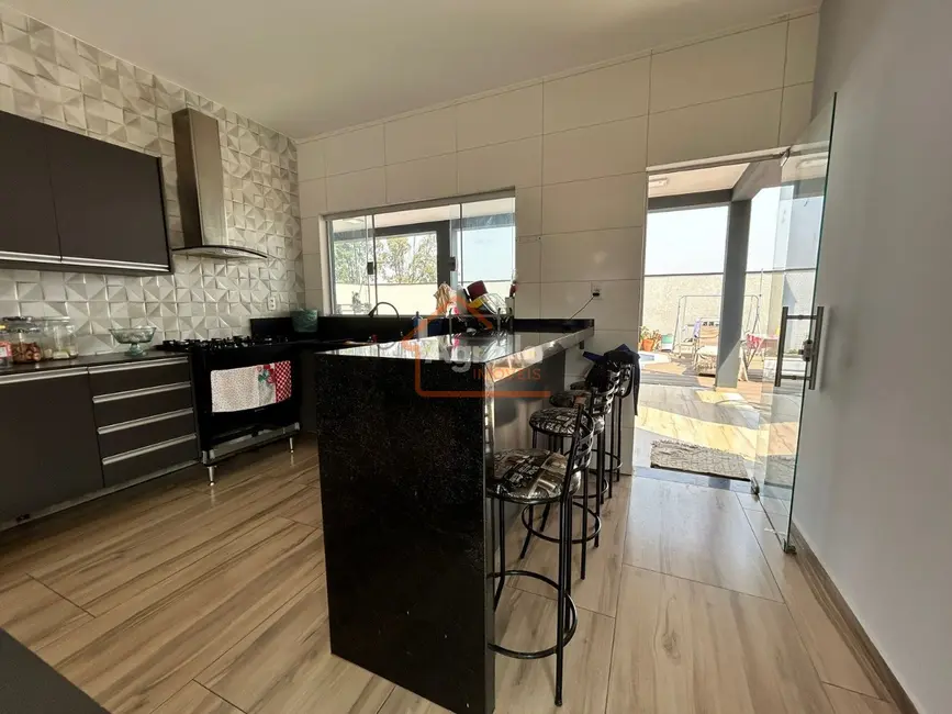 Foto 4 de Casa com 3 quartos à venda, 183m2 em Jardim Murayama, Mogi Mirim - SP