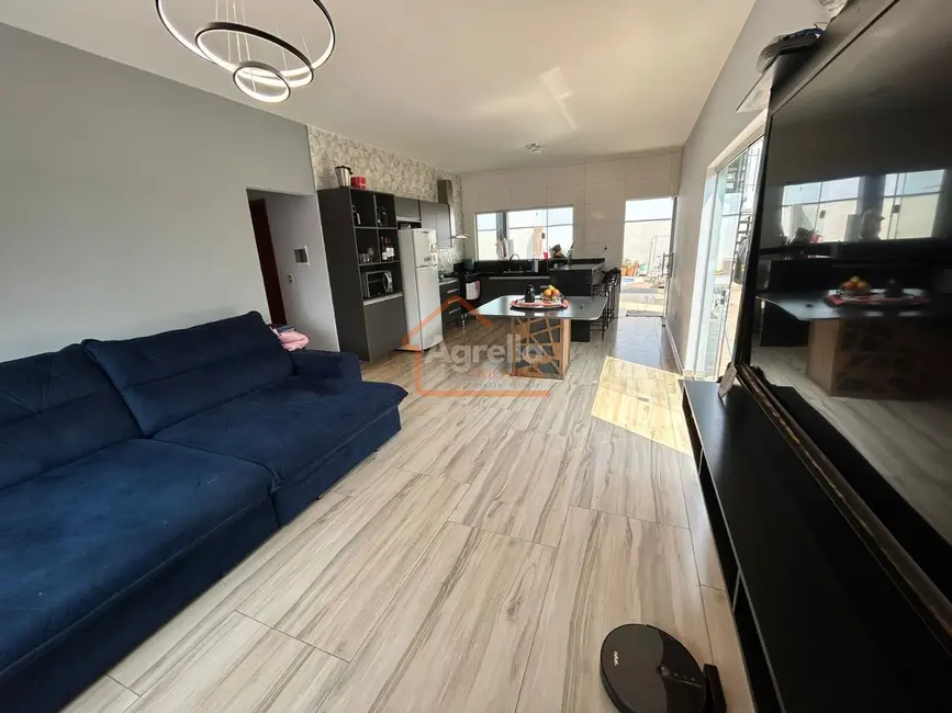 Foto 1 de Casa com 3 quartos à venda, 183m2 em Jardim Murayama, Mogi Mirim - SP