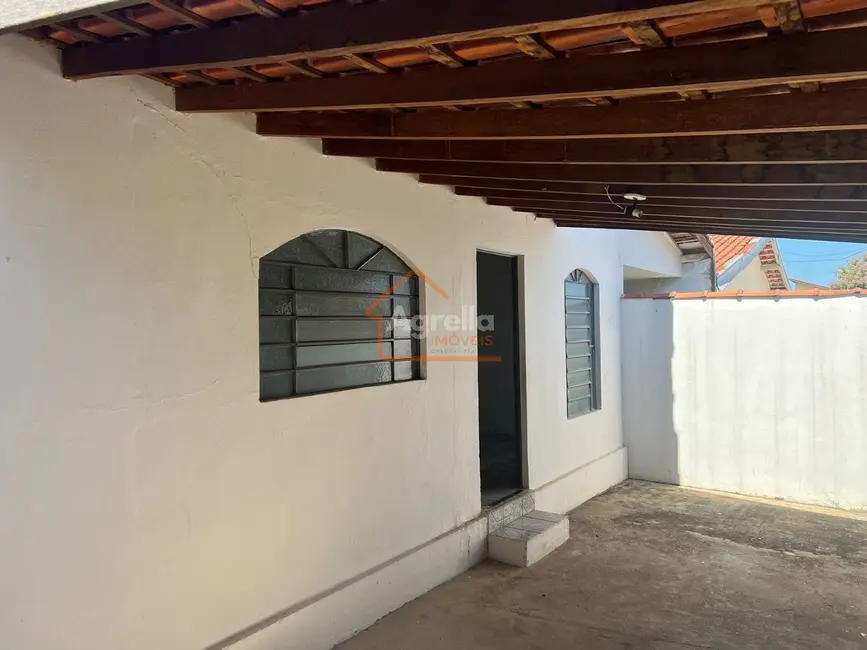 Foto 2 de Casa com 5 quartos à venda, 175m2 em Mogi Mirim - SP