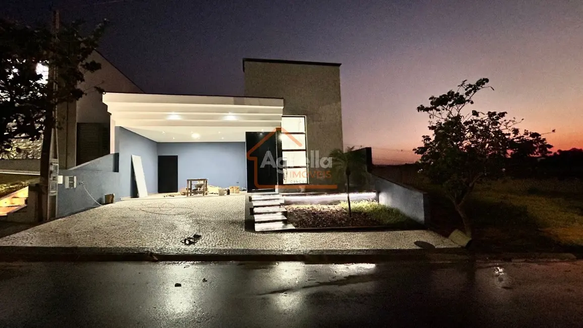 Foto 2 de Casa de Condomínio com 3 quartos à venda, 170m2 em Mogi Mirim - SP