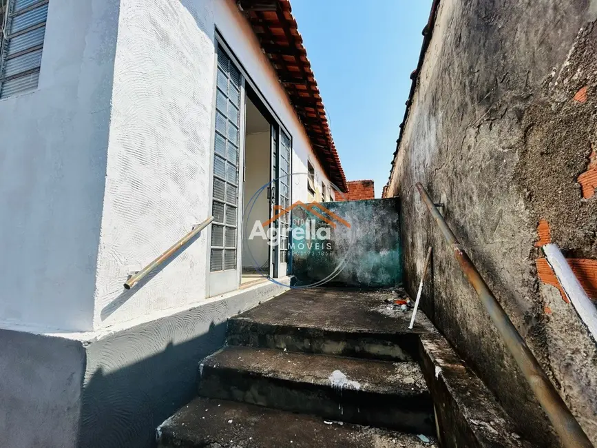 Foto 8 de Casa com 2 quartos à venda, 66m2 em Mogi Mirim - SP