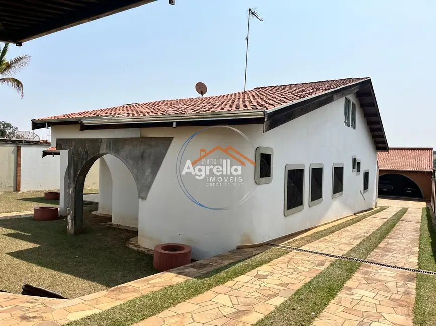 Foto 1 de Casa com 3 quartos à venda, 230m2 em Santa Cruz, Mogi Mirim - SP