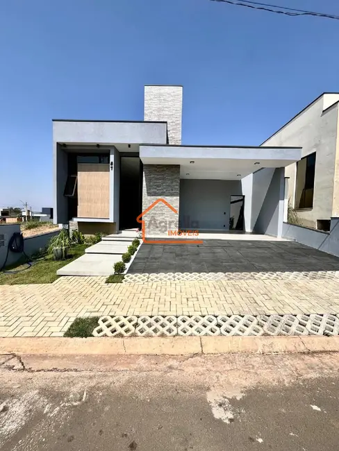 Foto 2 de Casa de Condomínio com 3 quartos à venda, 120m2 em Mogi Mirim - SP