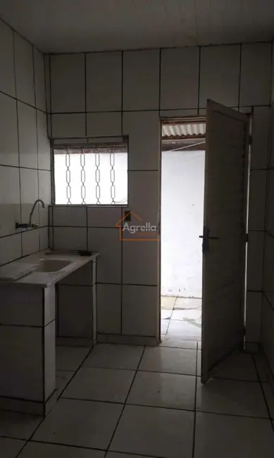 Casa com 3 quartos à venda, 73m2 em Loteamento Linda Chaib, Mogi Mirim - SP - imagem 2 Foto 2 de Casa com 3 quartos à venda, 73m2 em Loteamento Linda Chaib, Mogi Mirim - SP