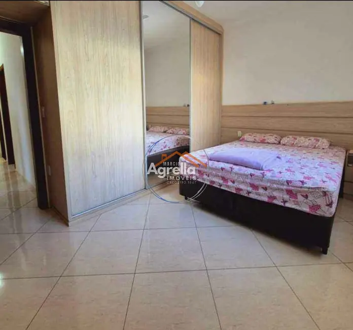 Foto 5 de Casa com 3 quartos à venda, 214m2 em Mogi Mirim - SP