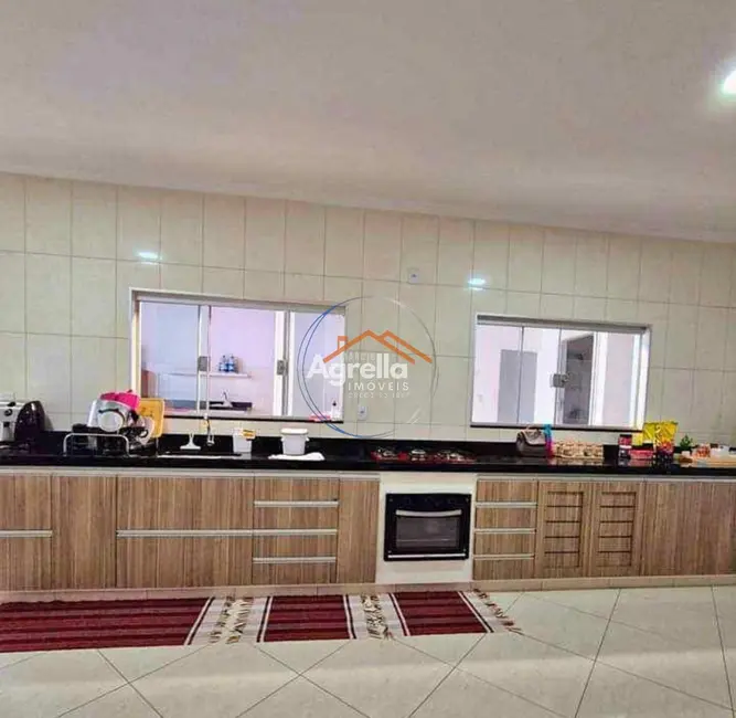 Foto 2 de Casa com 3 quartos à venda, 214m2 em Mogi Mirim - SP