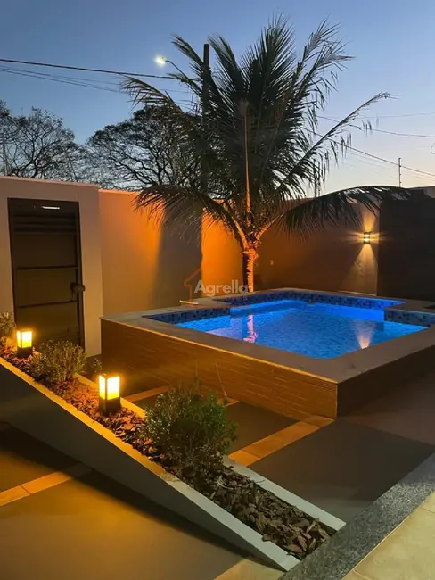 Foto 1 de Casa com 3 quartos à venda, 180m2 em Residencial do Bosque, Mogi Mirim - SP