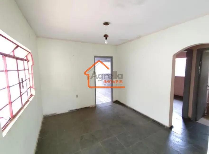 Foto 4 de Casa com 3 quartos à venda, 120m2 em Aterrado, Mogi Mirim - SP