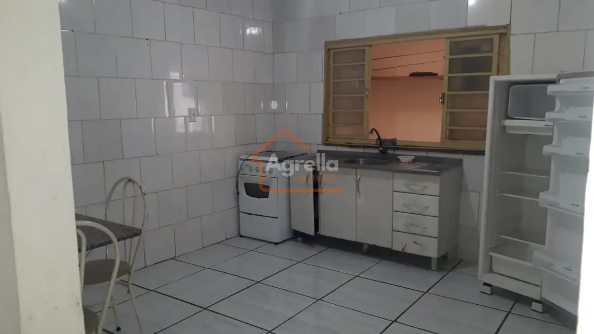 Foto 4 de Chácara com 2 quartos à venda, 130m2 em Parque das Laranjeiras, Mogi Mirim - SP