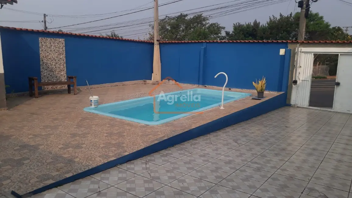 Foto 1 de Chácara com 2 quartos à venda, 130m2 em Parque das Laranjeiras, Mogi Mirim - SP