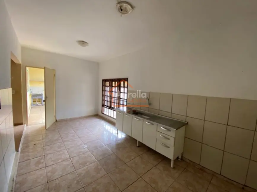 Foto 4 de Casa com 1 quarto à venda, 58m2 em Tucura, Mogi Mirim - SP