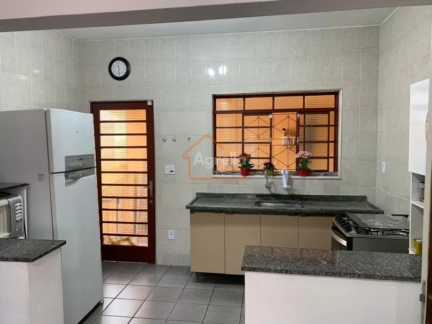 Foto 9 de Casa com 3 quartos à venda, 182m2 em Santa Cruz, Mogi Mirim - SP