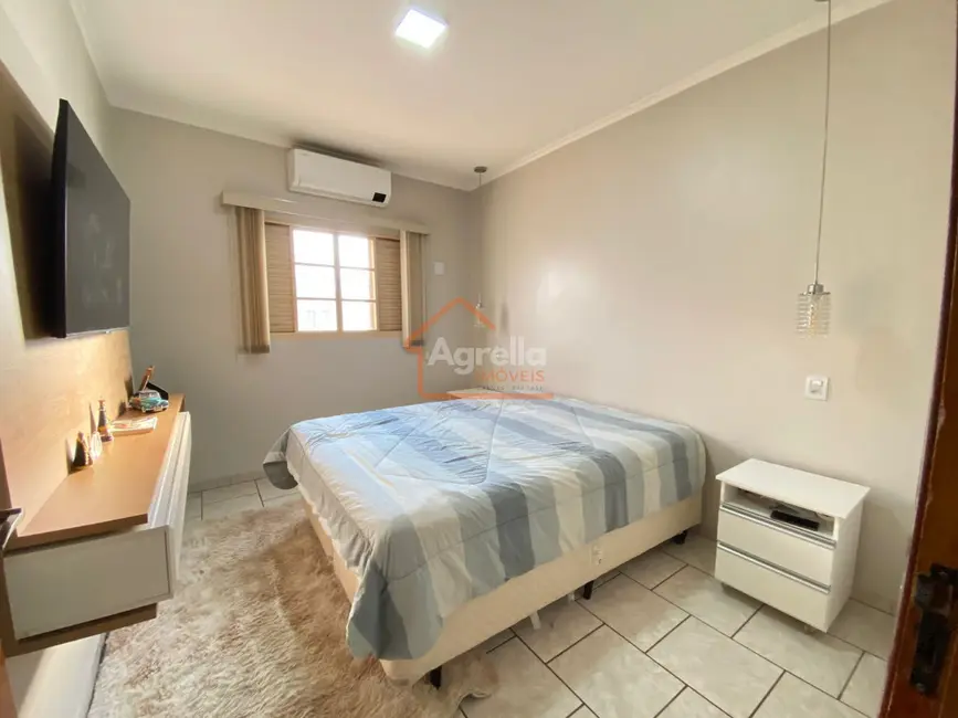 Foto 7 de Casa com 2 quartos à venda, 108m2 em Centro, Mogi Mirim - SP