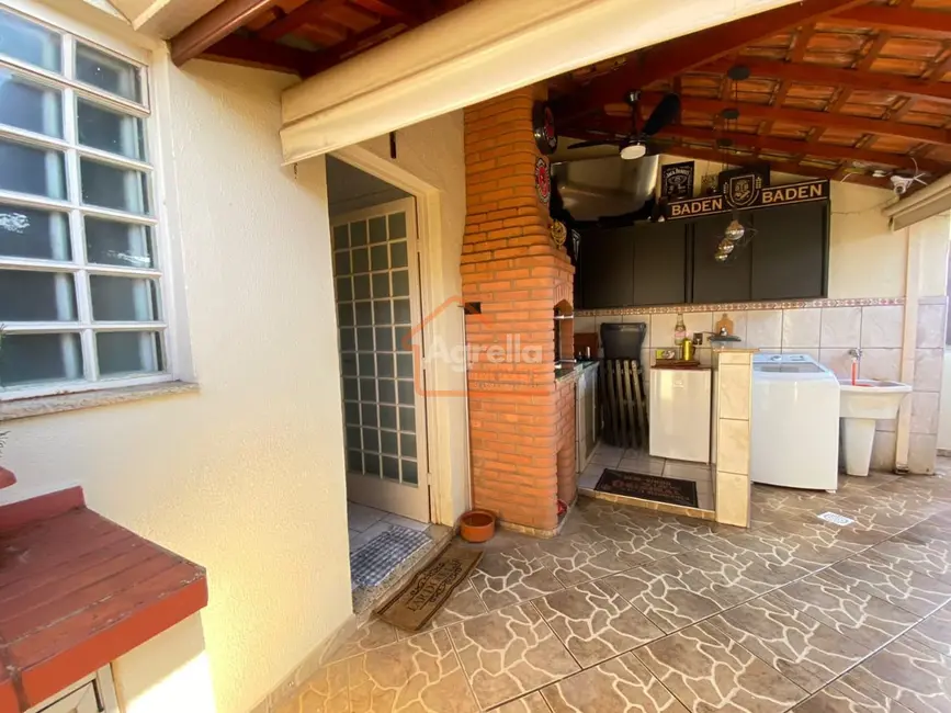 Foto 9 de Casa com 2 quartos à venda, 108m2 em Centro, Mogi Mirim - SP
