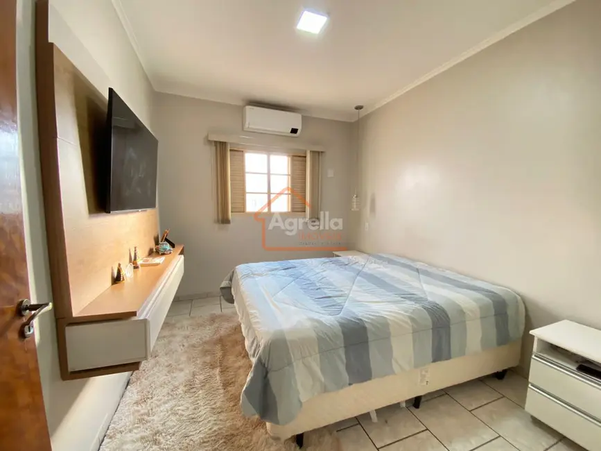 Foto 6 de Casa com 2 quartos à venda, 108m2 em Centro, Mogi Mirim - SP