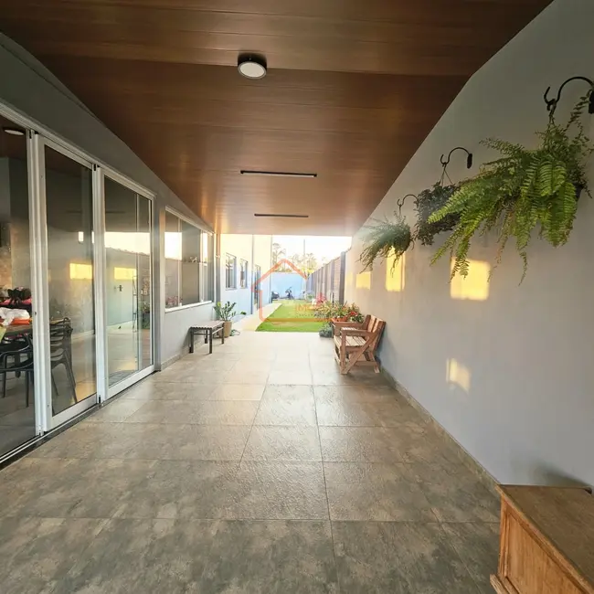 Foto 3 de Casa com 4 quartos à venda, 340m2 em Mogi Mirim - SP