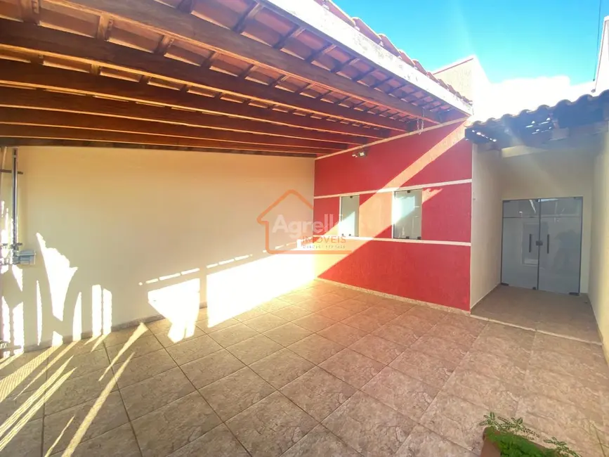 Foto 2 de Casa com 2 quartos à venda, 75m2 em Jardim Santa Cruz, Mogi Guacu - SP