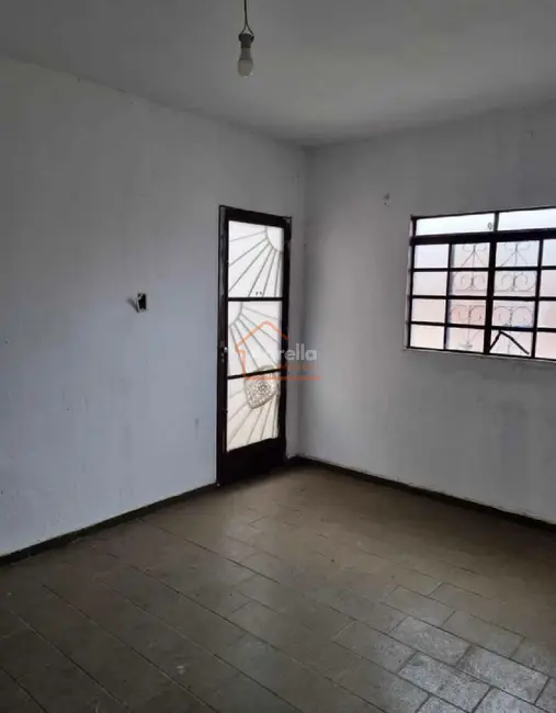Foto 2 de Casa com 2 quartos à venda, 88m2 em Tucura, Mogi Mirim - SP