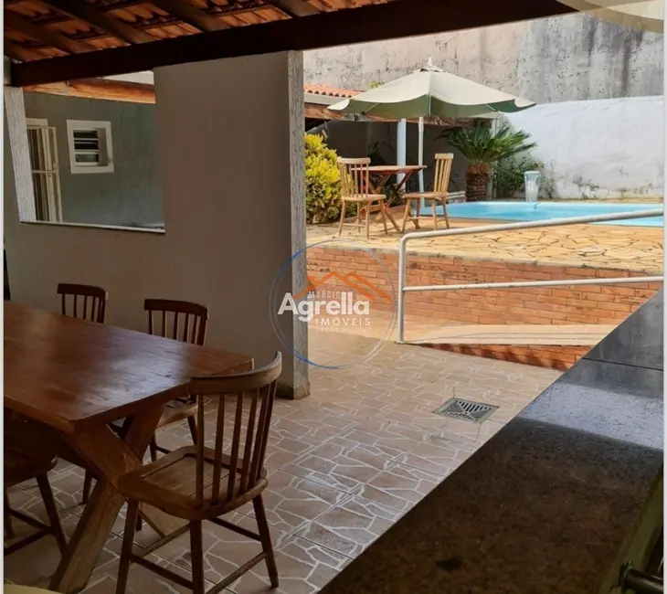 Foto 9 de Casa com 3 quartos à venda, 235m2 em Jardim Silvania, Mogi Mirim - SP