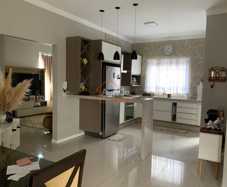 Casa com 3 quartos à venda, 183m2 em Jardim Murayama, Mogi Mirim - SP - imagem 5 Foto 5 de Casa com 3 quartos à venda, 183m2 em Jardim Murayama, Mogi Mirim - SP