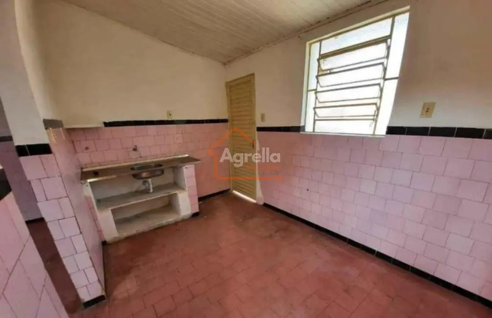 Foto 7 de Casa com 2 quartos à venda, 196m2 em Tucura, Mogi Mirim - SP