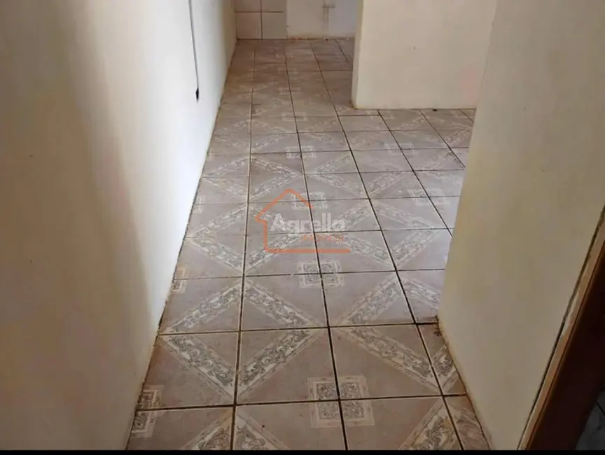 Foto 3 de Casa com 1 quarto à venda, 56m2 em Jardim Chaparral, Mogi Guacu - SP