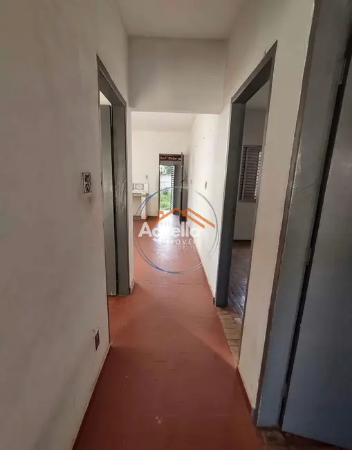Foto 9 de Casa com 2 quartos à venda, 103m2 em Vila Universitária, Mogi Mirim - SP