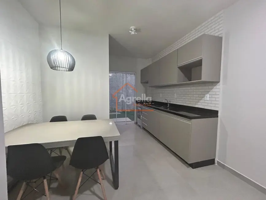 Foto 1 de Casa de Condomínio com 2 quartos à venda, 48m2 em Mogi Mirim - SP