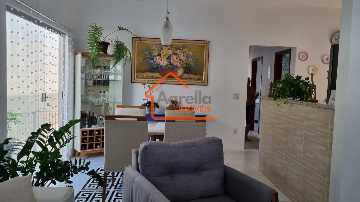 Foto 5 de Casa com 3 quartos à venda, 140m2 em Jardim Patrícia, Mogi Mirim - SP
