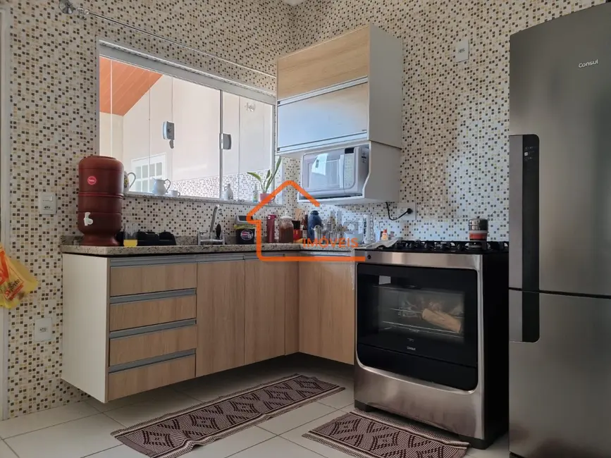 Foto 9 de Casa com 3 quartos à venda, 140m2 em Jardim Patrícia, Mogi Mirim - SP