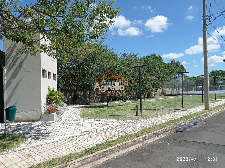 Foto 2 de Terreno / Lote à venda, 326m2 em Estiva Gerbi - SP