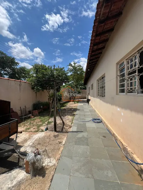 Foto 1 de Casa com 3 quartos à venda, 162m2 em Jardim Serra Dourada, Mogi Guacu - SP