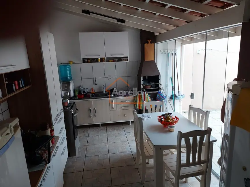 Foto 8 de Casa com 2 quartos à venda, 107m2 em Centro, Mogi Mirim - SP