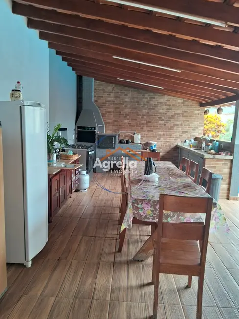 Foto 2 de Chácara com 3 quartos à venda, 300m2 em Mogi Mirim - SP