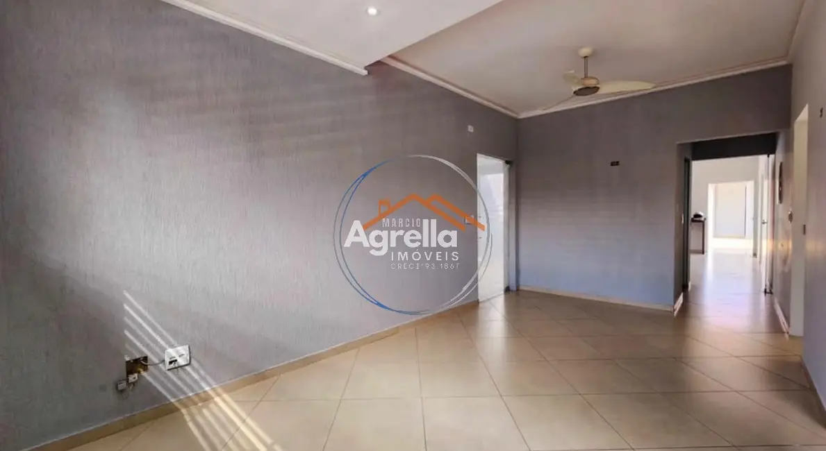 Foto 2 de Casa com 3 quartos à venda, 176m2 em Aterrado, Mogi Mirim - SP