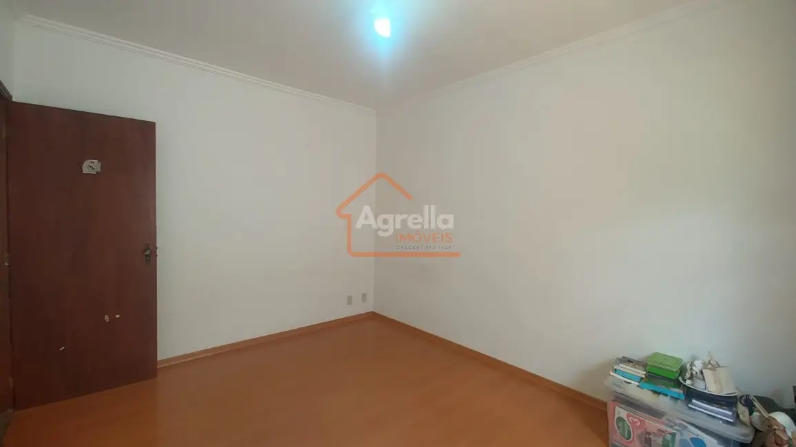 Foto 9 de Casa com 2 quartos à venda, 150m2 em Mogi Mirim - SP