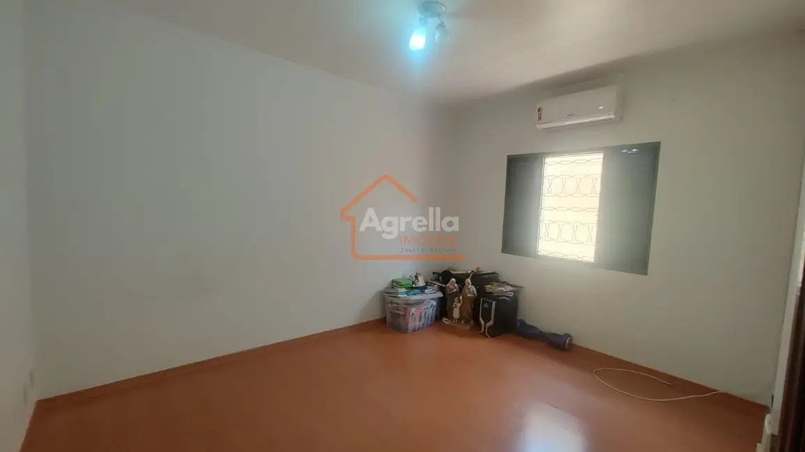 Foto 8 de Casa com 2 quartos à venda, 150m2 em Mogi Mirim - SP