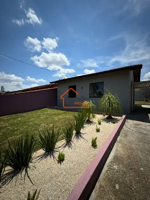 Foto 1 de Casa com 2 quartos à venda, 57m2 em Jardim Getúlio Vargas, Mogi Mirim - SP