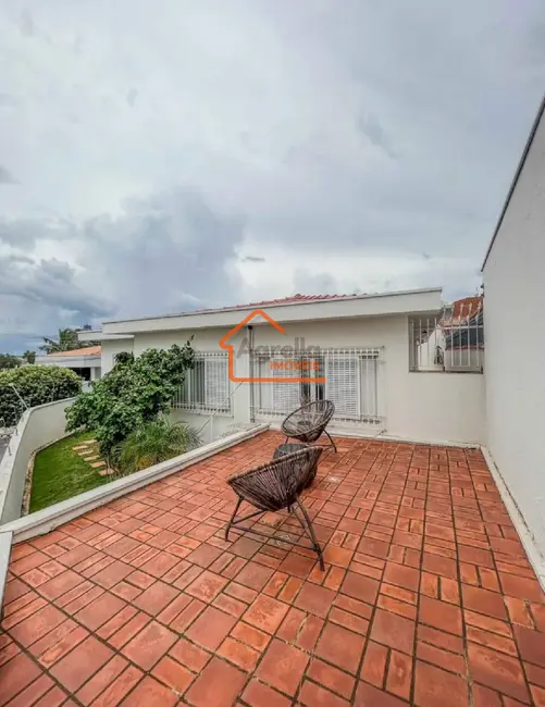 Foto 1 de Casa com 3 quartos à venda, 214m2 em Mogi Mirim - SP