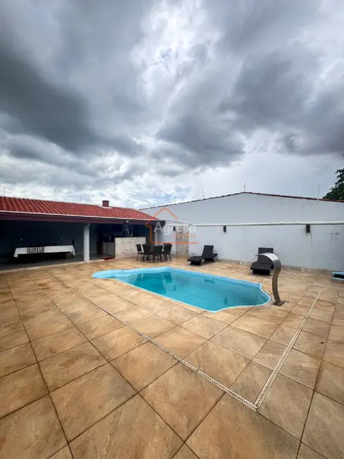 Foto 2 de Casa com 3 quartos à venda, 250m2 em Parque do Estado II, Mogi Mirim - SP