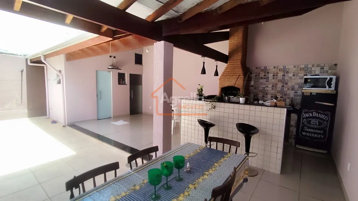 Foto 1 de Casa com 3 quartos à venda, 192m2 em Mogi Mirim - SP