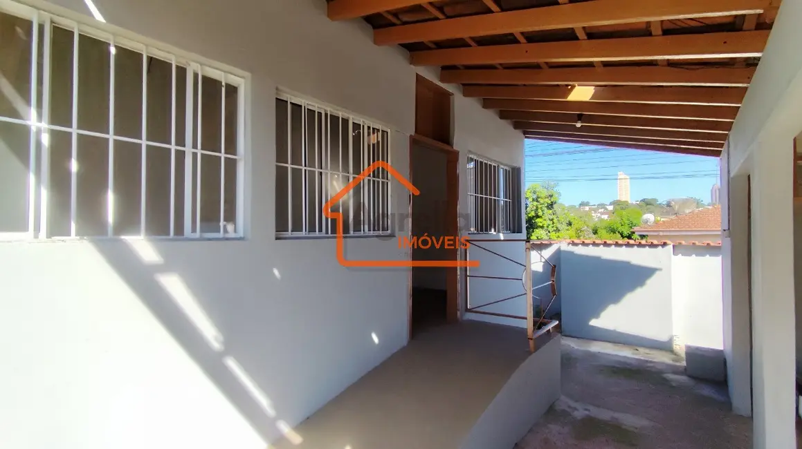 Foto 6 de Casa com 3 quartos à venda, 157m2 em Vila Bianchi, Mogi Mirim - SP