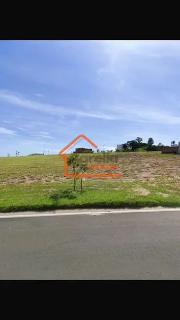 Foto 2 de Terreno / Lote à venda, 347m2 em Mogi Mirim - SP
