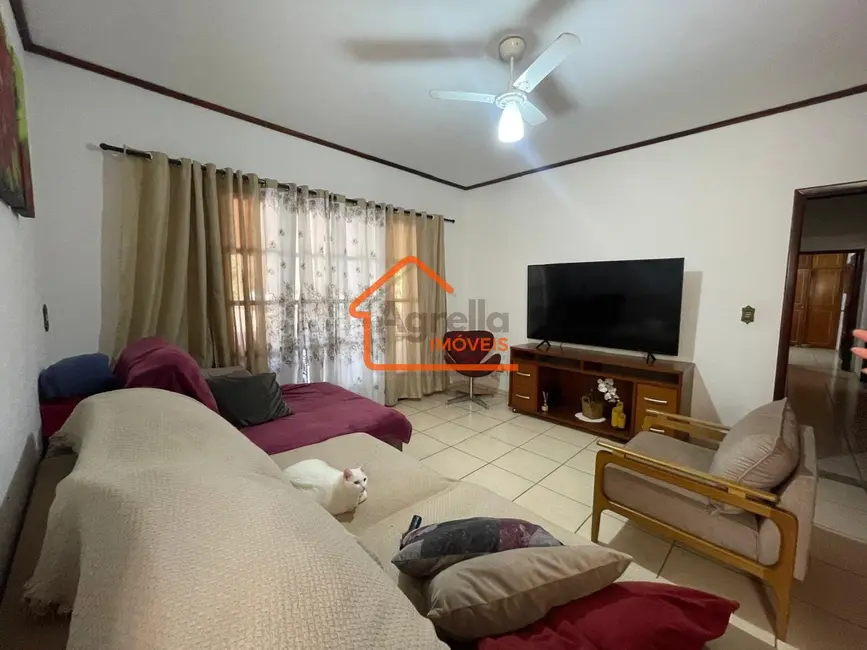 Foto 8 de Chácara com 6 quartos à venda, 450m2 em Chácara São Marcelo, Mogi Mirim - SP