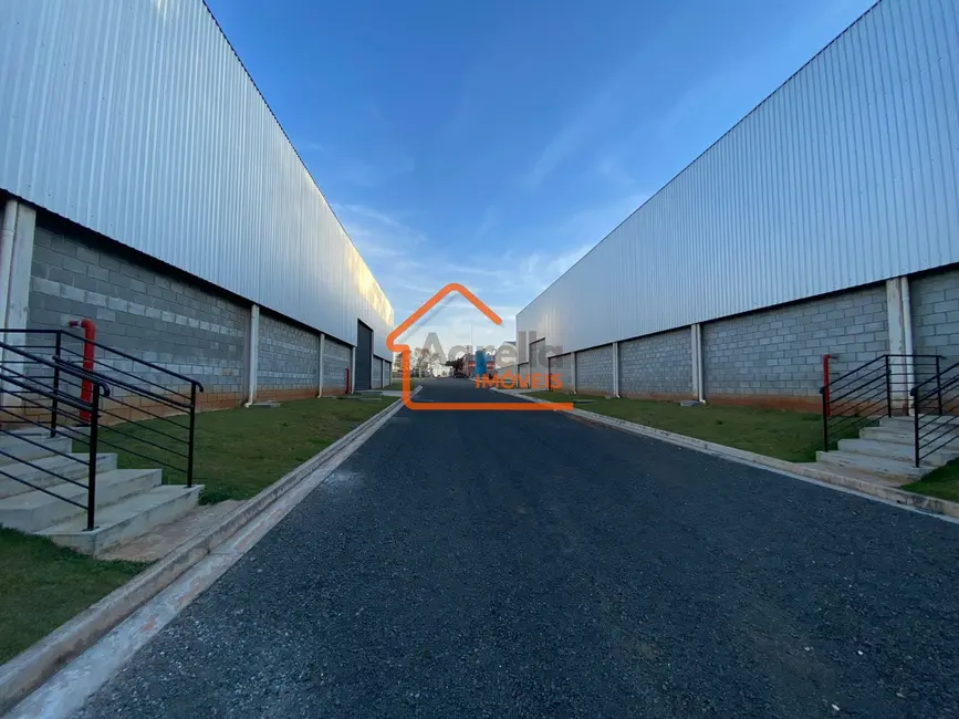 Foto 3 de Armazém / Galpão à venda e para alugar, 1000m2 em Jardim Scomparim, Mogi Mirim - SP
